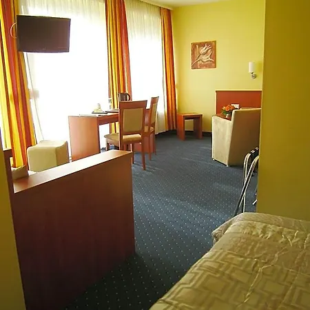 Park Ruedesheim Otel 4*