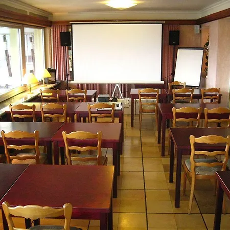 Park Ruedesheim شفيتزينجين