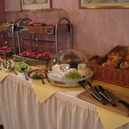 Park Ruedesheim شفيتزينجين